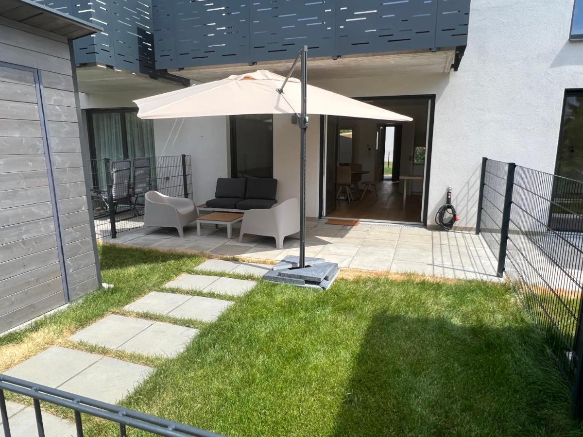 25H Spa-Residenz Best Sleep Privat Garden & Pools Neusiedl am See Exteriör bild