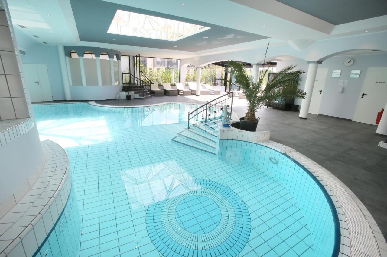 25H Spa-Residenz Best Sleep Privat Garden & Pools Neusiedl am See Exteriör bild